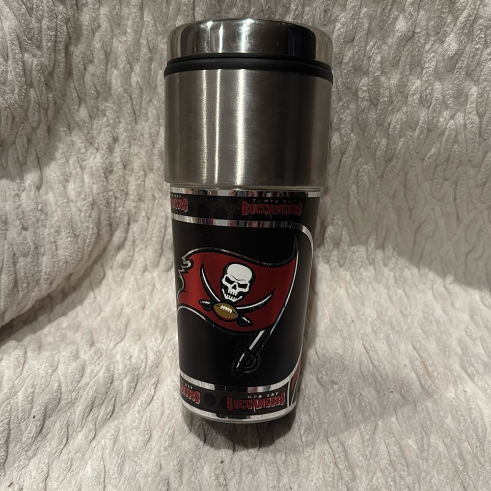 NFL Tampa Bay Buccaneers 16 oz. Stainless steel Travel Tumbler